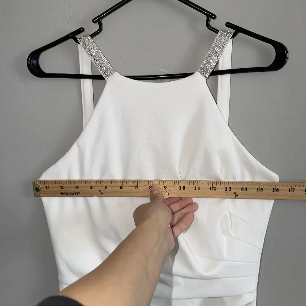 Betsy & Adam Woman’s Sz 6 White Mermaid Dress Silver Beaded Straps Cinched Waist